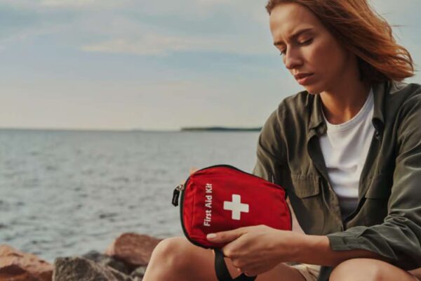 Quoi mettre dans une trousse de secours